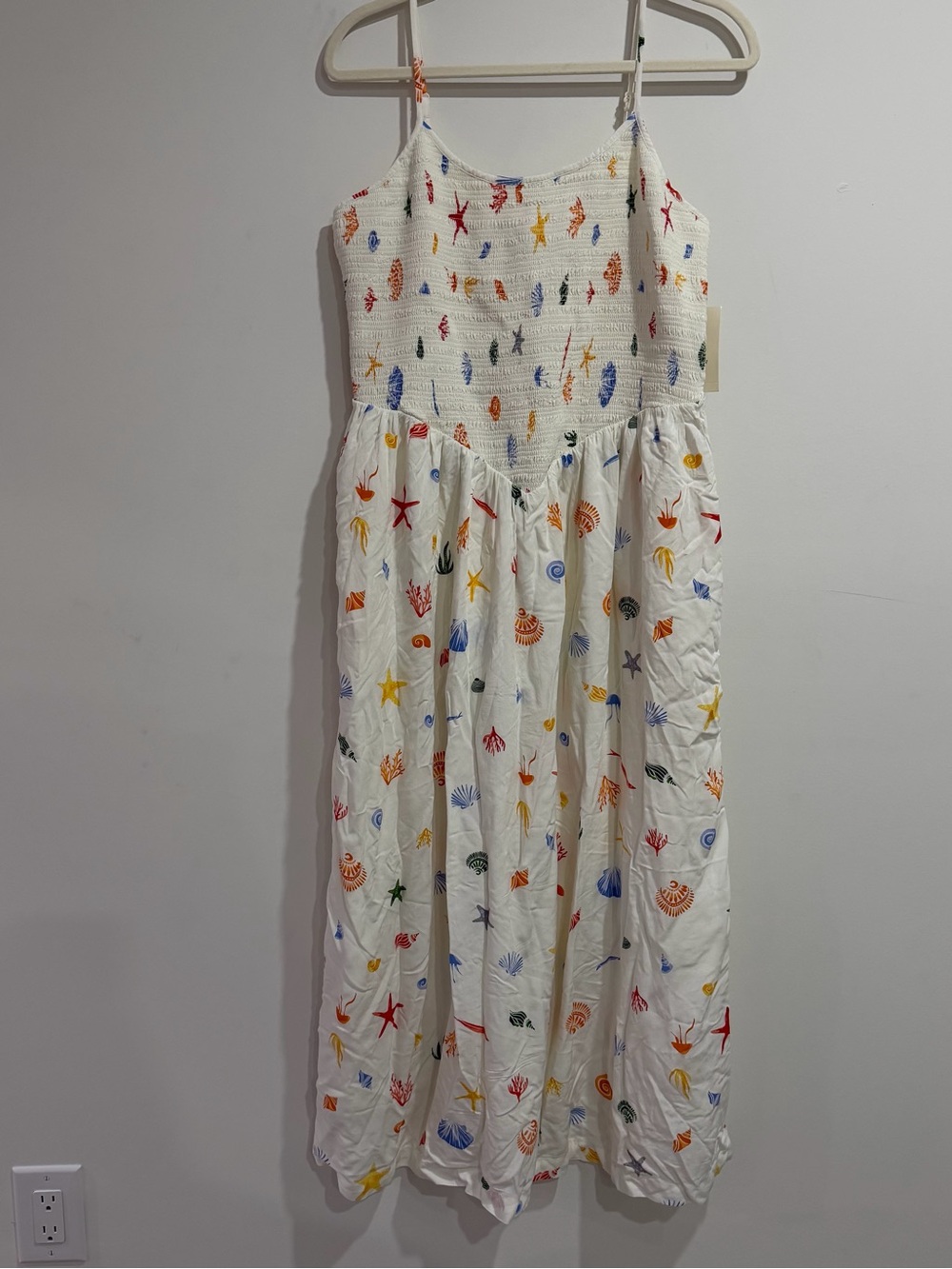 A New Day Midi Sundress with Colorful Seashell Print - Picture 4 of 5